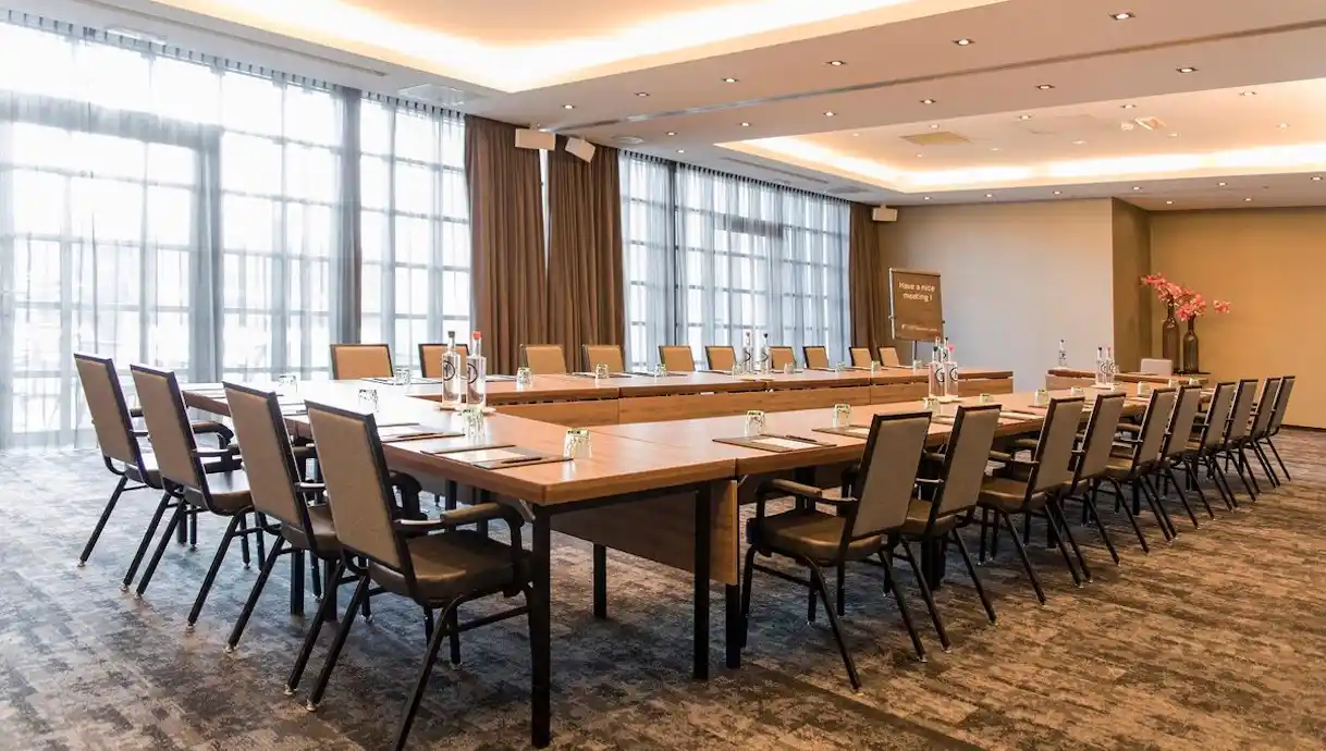 Book Familie 2-4 at Van der Valk Hotel Sassenheim-Leiden. A Sassenheim